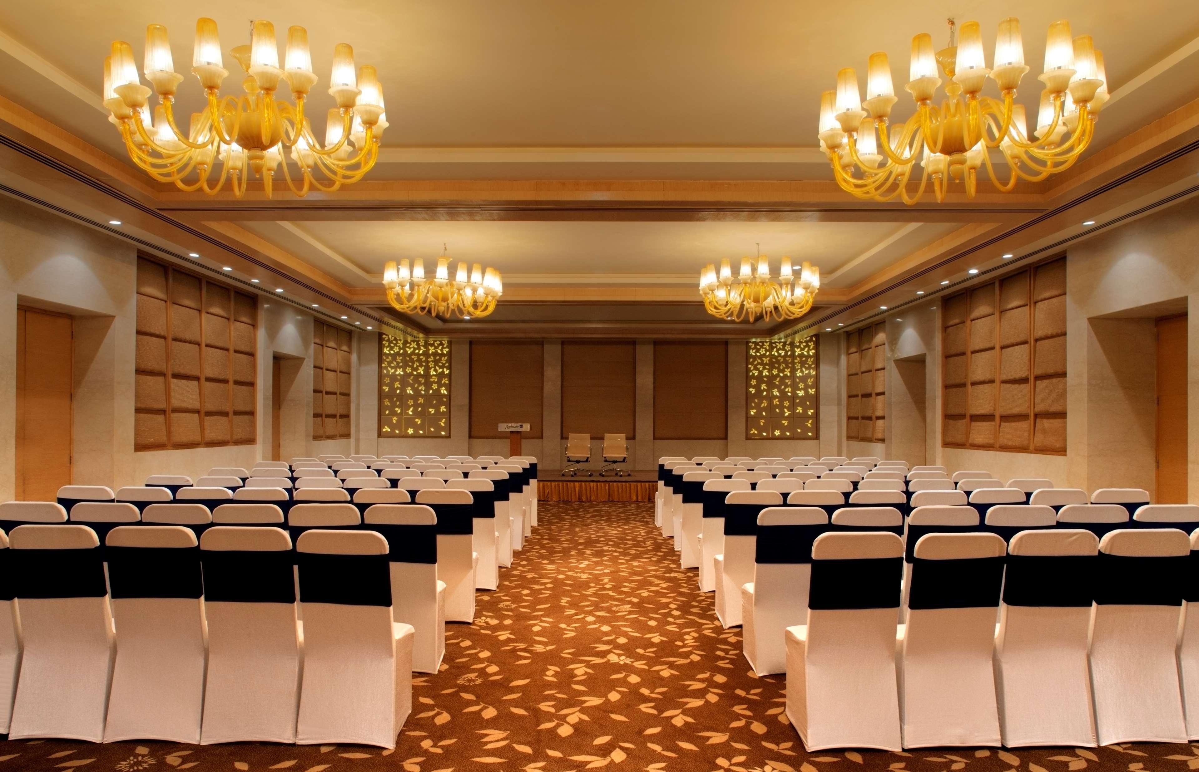 Radisson Blu Hotel New Delhi Dwarka Negocio foto The Imperial, New Delhi